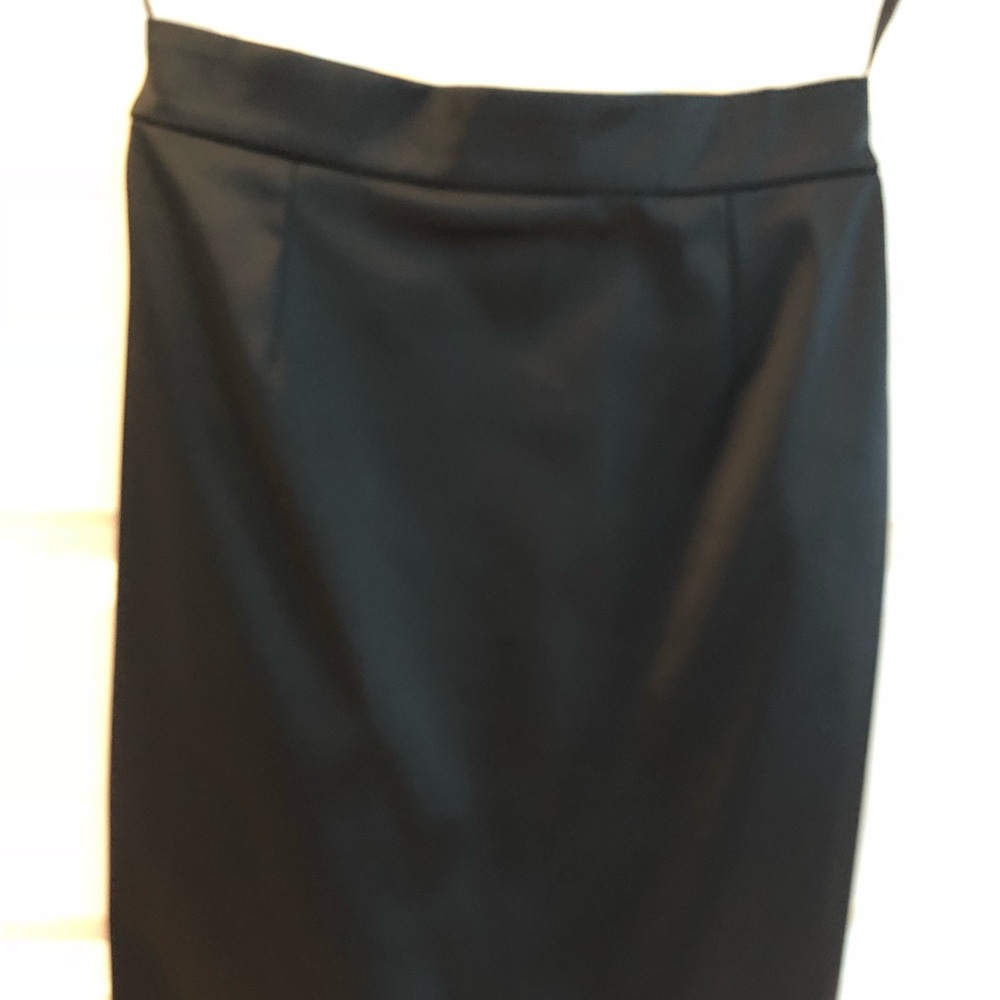 Dolce and Gabbana NWT black satin pencil skirt